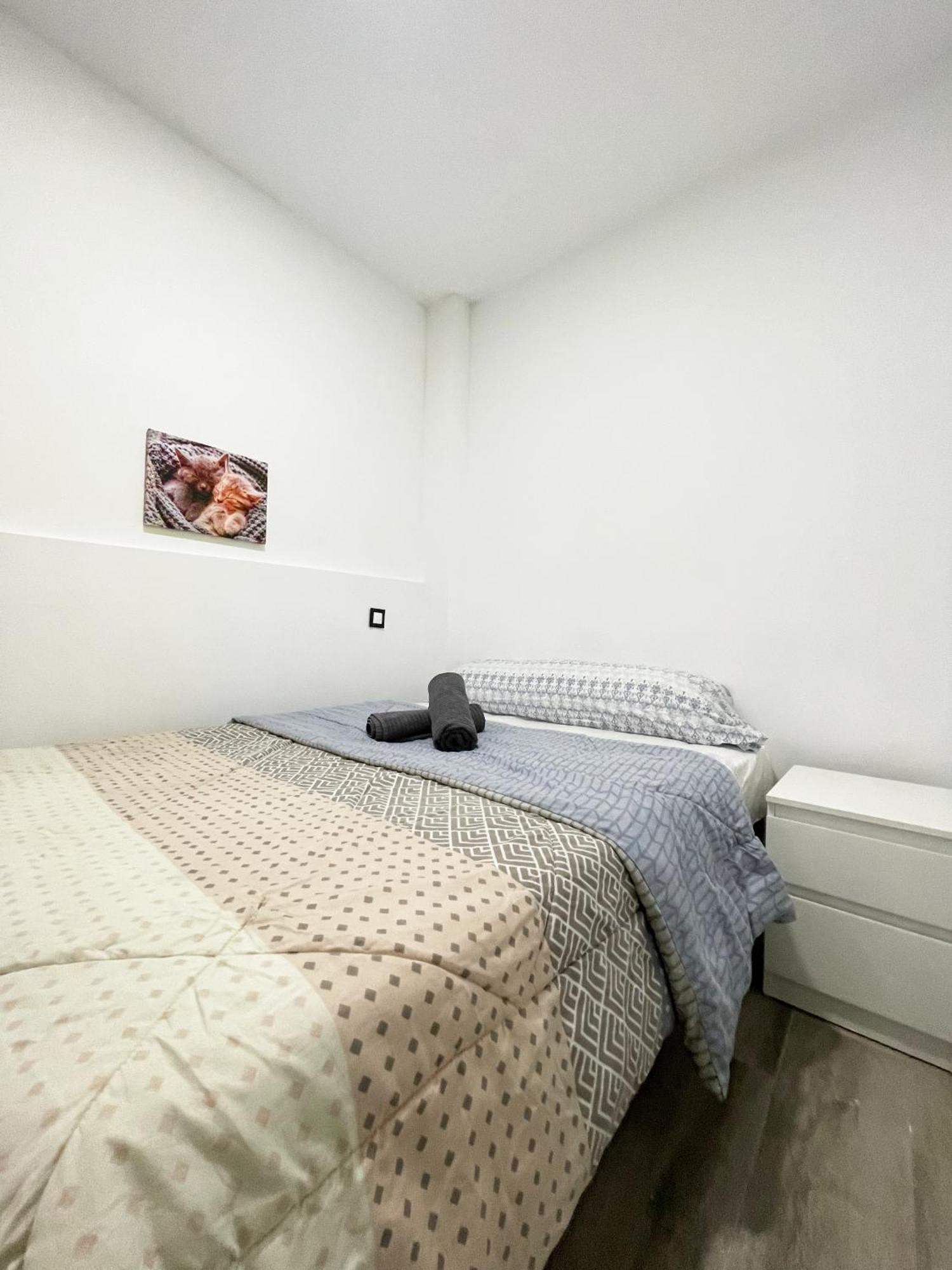 Apartments Near Metro Madrid Luaran gambar